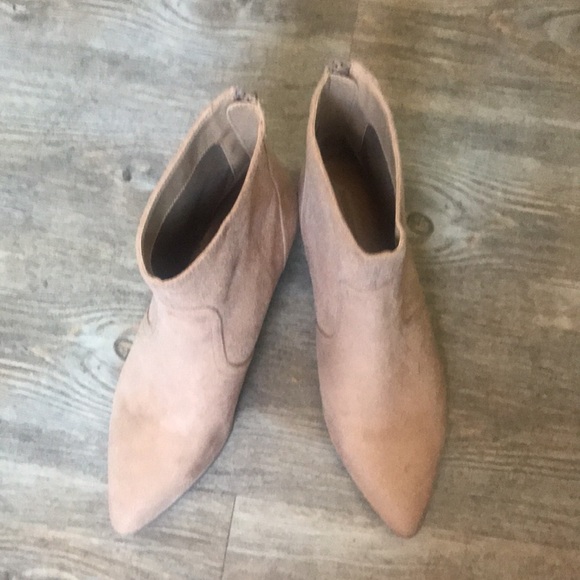 Only wore them once never again after that so they are in very good shape - Picture 3 of 6